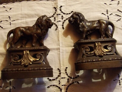 Anciens lions en bronze,barre de cheminée,âtre,décoration du XIXe siècle - Photo 1/4