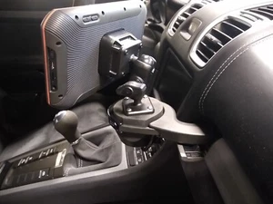 Montaje Garmin Catalyst para portavasos Porsche - Imagen 1 de 16