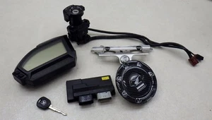 Honda CBR1000RR SC59 Instrument Cluster ECU Main Switch - Picture 1 of 12
