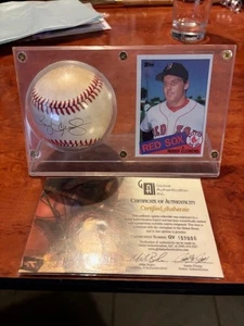 Pelota de juego Roger Clemens Global Authentication Inc con tarjeta de novato enmarcada - Imagen 1 de 5