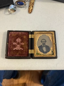 Antique 19th Photograph Man With Haunting Eyes Hinged Case - Picture 1 of 4