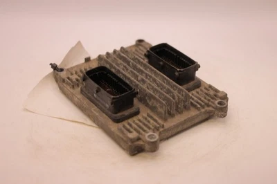 Genuine OEM Saturn 12586597 Engine Control Module ECM ECU Fits 2004 Saturn Vue  - Image 1 of 4