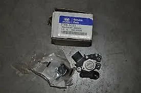 GENUINO NUEVO CONJUNTO REGULADOR KIA OPTIMA 2001-2002 - GENERADOR Foto 1 de 3