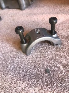 Briggs & Stratton 31A607 15,5 PS Kolben Verbindungsarm untere Halterung & Schrauben - Bild 1 von 5