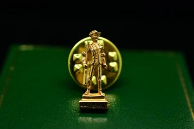 10K Yellow Gold 44 SMW (Air force 44th Missle Wing) lapel pin - Image 1 of 4