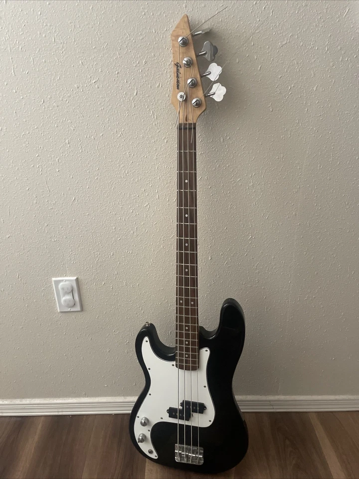 Bajo eléctrico Galveston de 4 cuerdas - Estilo de precisión - Blanco y negro Foto 1 de 3