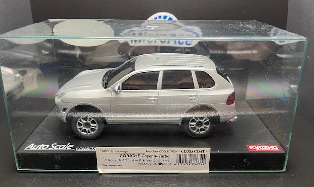 Kyosho Mini-Z Racer Porsche Cayenne Turbo Silver Overland - Image 1 of 4