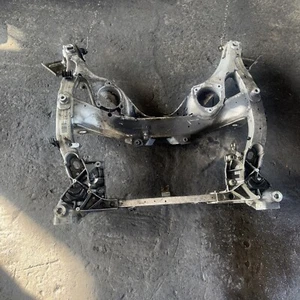 BMW 5 6 7 SERIES 535d N57 3.0D F10 F11 F06 F12 F13 FRONT SUBFRAME 2009-2018 - Picture 1 of 3
