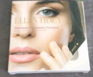 Ellen Tracy Complexion Compact Blush Bronzer Highlighter 4 Beautiful shades New - Picture 1 of 8