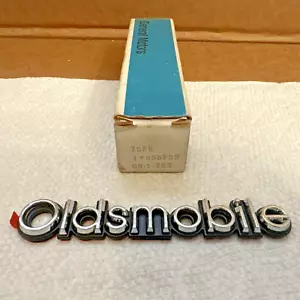 NOS 77 to 83 OLDSMOBILE TRUNK FENDER HEADER PANEL EMBLEM ORNAMENT CLASSIC PLATE - Picture 1 of 20