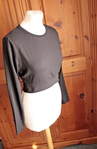 Marks and Spencers Good Move Schwarz Crop Top Langarm. gr 12 - Bild 1 von 3