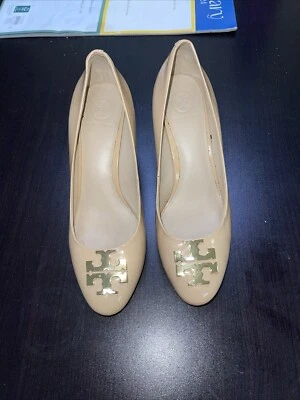 Tory Burch Designer Tan Patent Leather Block Heel Pumps Size 71/2 - Image 1 of 4