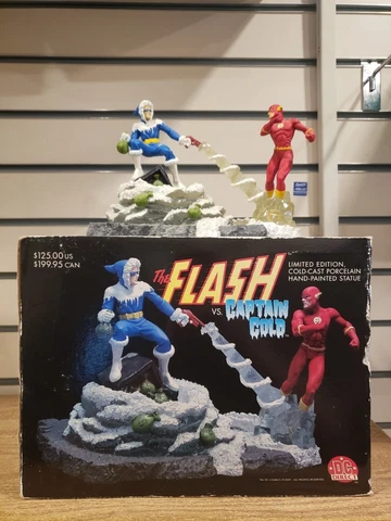 DC Figure - 2001 Flash Vs. Captain Cold - READ DESCRIPTION Cover