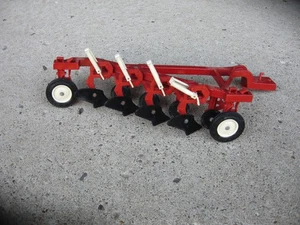 Oldtimer ERtl 4 Bodenschlepppflug - Bild 1 von 2