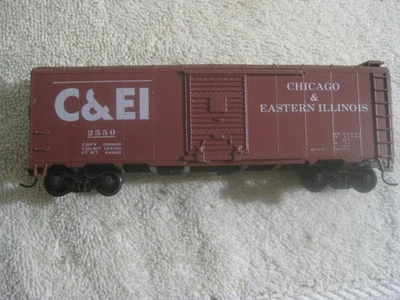 Athearn Chicago And Eastern Illinois C&EI  box car HO scale Knuckle couplers - Image 1 of 4