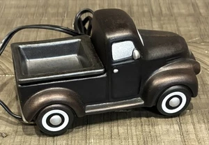 Calentador de cera Scentsationals Hot Plate vintage/retro negro camión faros LED - Imagen 1 de 5