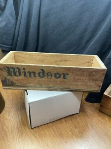 Vintage Wood Cheese Box 2lb Windsor Club American Cheese Manitowoc Wisconsin - Picture 1 of 9
