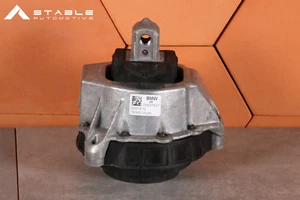 BMW 2' G42 3' G20 G21 4' G22 G23 G26 RIGHT ENGINE MOUNT BRACKET 7581618 - Picture 1 of 6