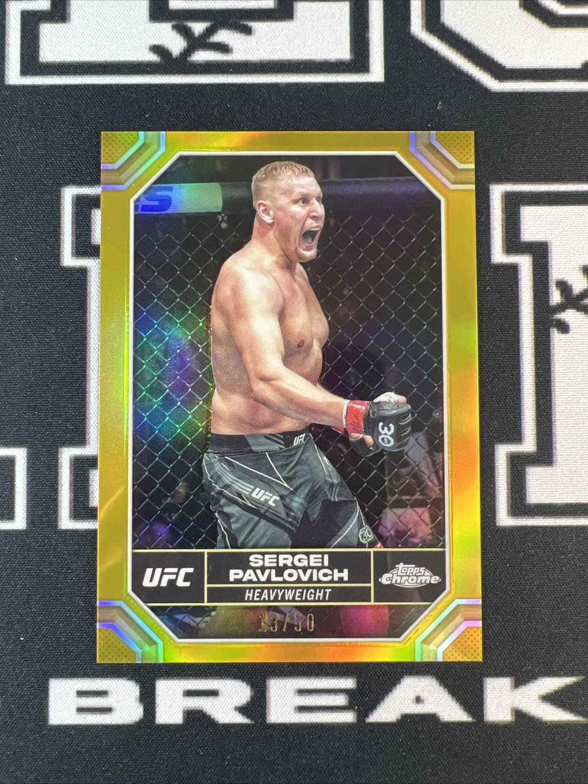 2024 Topps Chrome UFC #175 Sergei Pavlovich GOLD Refractor /50