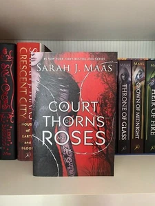 a court of thornes and roses (good condition), first edition. - Afbeelding 1 van 4