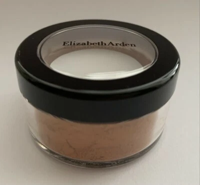 Elizabeth Arden High Performance Blurring Loose Powder in 04 medium deep - 5g - Image 1 of 4