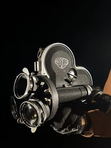Arriflex 16 ST With Schneider Prime Lenses, X2 Motors, X2 400’ Mags, Power Cable - Picture 1 of 8