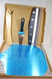 Pizza Serving and Prep set Spatula with wooden handle cutter server platter more - Picture 1 of 5