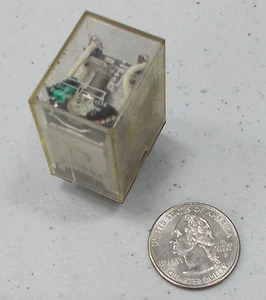 Relé Omron MY2N 24VDC - Imagen 1 de 1