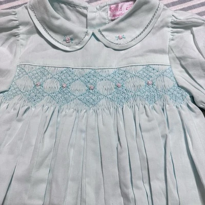 Petit Ami Bebé Niñas Burbuja Francesa Con Diamante Smocking Talla 6 Meses Foto 1 de 4