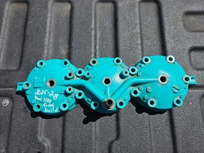 Kawasaki ZXI 1100 jet ski stx               HEAD DOME TOP END CYINDER JUG COVER - Image 1 of 3