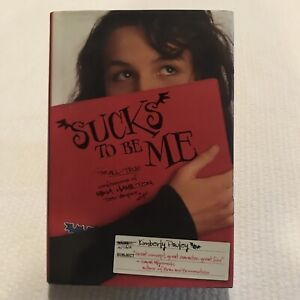 Sucks to Be Me: The All-True Confessions of Mina Hamilton, Teen Vampire (Peut-être)