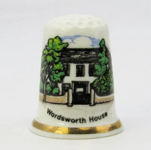COLLECTABLE CHINA THIMBLE 'WORDSWORTH HOUSE' COCKERMOUTH, CUMBRIA BY BIRCHCROFT - Picture 1 of 4