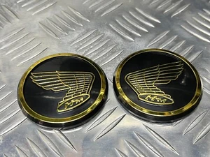 FUEL TANK EMBLEM 1PAIR  Black Gold Diameter 62 mm. Honda Monkey Gorilla Z50 Z50J - Bild 1 von 9