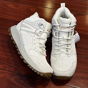 Merrell Wildwood Mid Leather WP Boot J068100 Off White Suede Women Size New - Picture 1 of 6