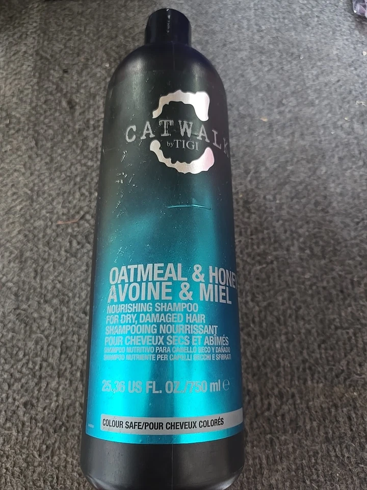 TIGI Catwalk Oatmeal and Honey Nourishing Shampoo for Unisex, 25.36 Ounce - Image 1 of 1