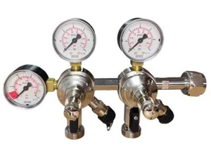 Doble reductor de presión de CO2 2x indicador de presión manómetro 3bar para sistema de extracción de cerveza - Imagen 1 de 1