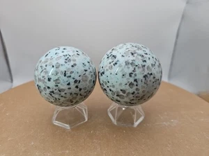 1.44LB 2Pcs A Set Of Natural Quartz Crystal Jasper Sphere Ball Polished Healing - Picture 1 of 11