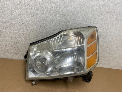 Faro lateral izquierdo Nissan Armada 2004 a 2007 halógeno OEM P8145 DW Foto 1 de 4