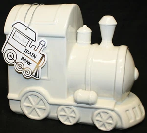 NUEVO CON ETIQUETAS Púrpura & Jack Cerámica Blanco Diseño de Tren Estatuilla Banco de Monedas Cerámica Esmaltada - Imagen 1 de 7
