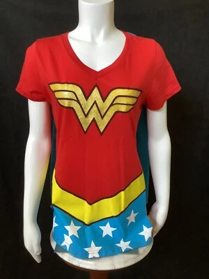 Women’s DC Comics Wonder Woman Shirt XL Removable Cape Red / Blue Cape - Image 1 of 4