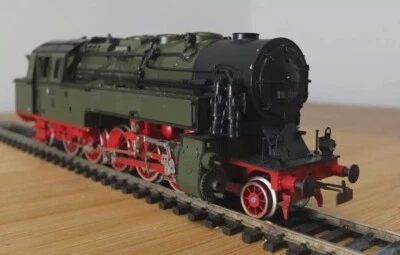 Liliput 9501 HO gauge DR BR 95 / Prussian T20 steam loco in green livery - Image 1 of 4