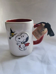 Rae Dunn Peanuts "SNOOPY" Caution I Bite 3D Halloween Tasse Neu - Bild 1 von 8