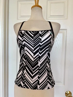 Camiseta sin mangas NIKE a rayas espalda corredor talla 4 - 6 Foto 1 de 4