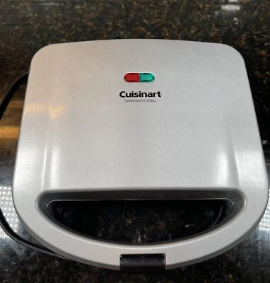 Parrilla sándwich eléctrica Cuisinart WM-SW2N - plateada Foto 1 de 4