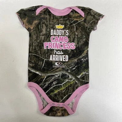 Mossy Oak One Piece Baby Girl Sz 24 M Daddy’s Camo Princess has Arrived - Image 1 of 4