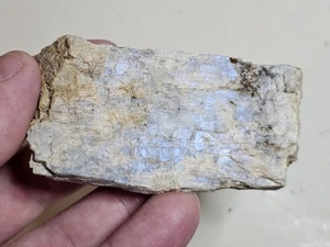 Great Flash Wisconsin Moonstone Specimen - Stettin Complex WI - 8 x 4 x 2.5 cm - Picture 1 of 4