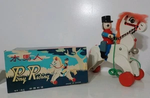 Juguete de madera de granadero y caballo vintage "PONY RIDING" con caja China años 60 - Imagen 1 de 7