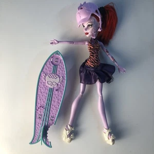 poupée monster high - faire offre - Photo 1/10