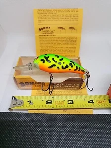 Vintage Fishing Lure In Box Bomber Deep Runner Model A Bright Multi Colors Fish - Picture 1 of 11