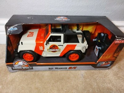 JADA TOYS JURASSIC WORLD LEGACY COLLECTION JEEP WRANGLER JP18 RC CAR, NEW - Image 1 of 4